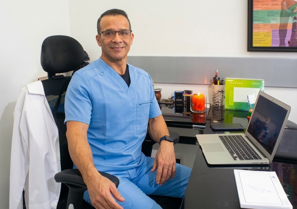 Dr. William Flórez